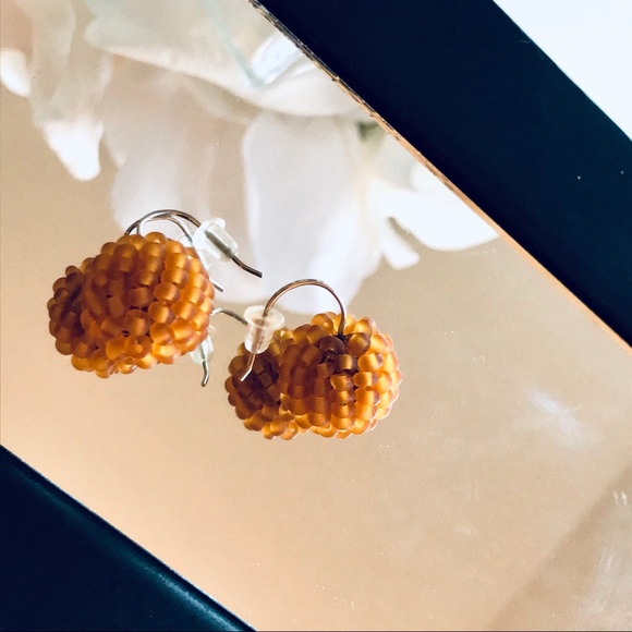 GIOVANNA CHANTAL Handmade Spiked Earrings - Tan - Picture 3 of 6